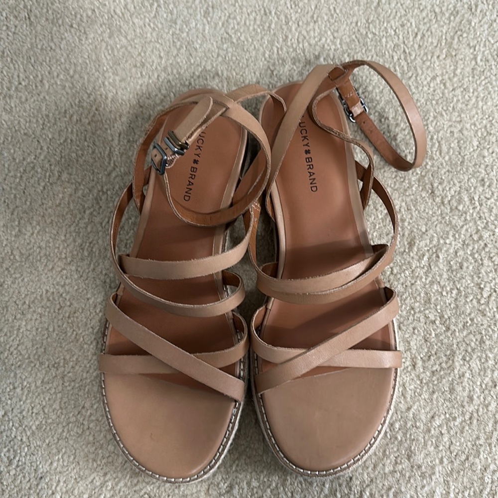 Lucky Brand platform sandals NEVER WORN